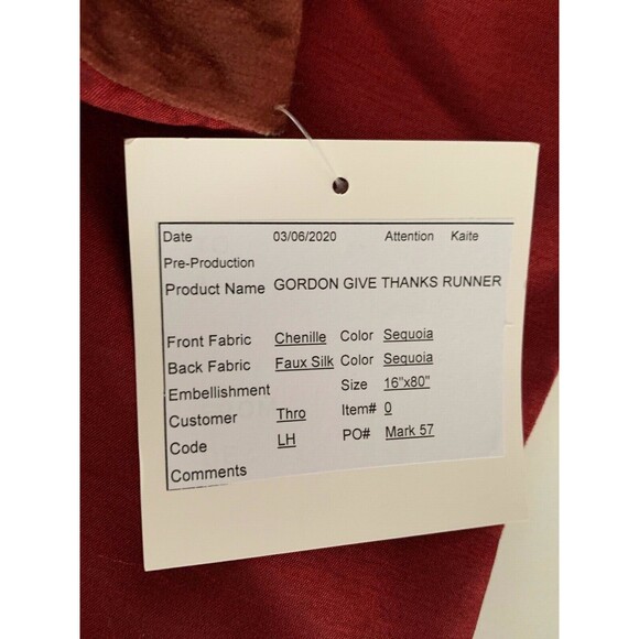 THRO Marlo Lorenz Rust Chenille "Give Thanks" Thanksgiving Table Runner 16"x80" - Picture 5 of 6